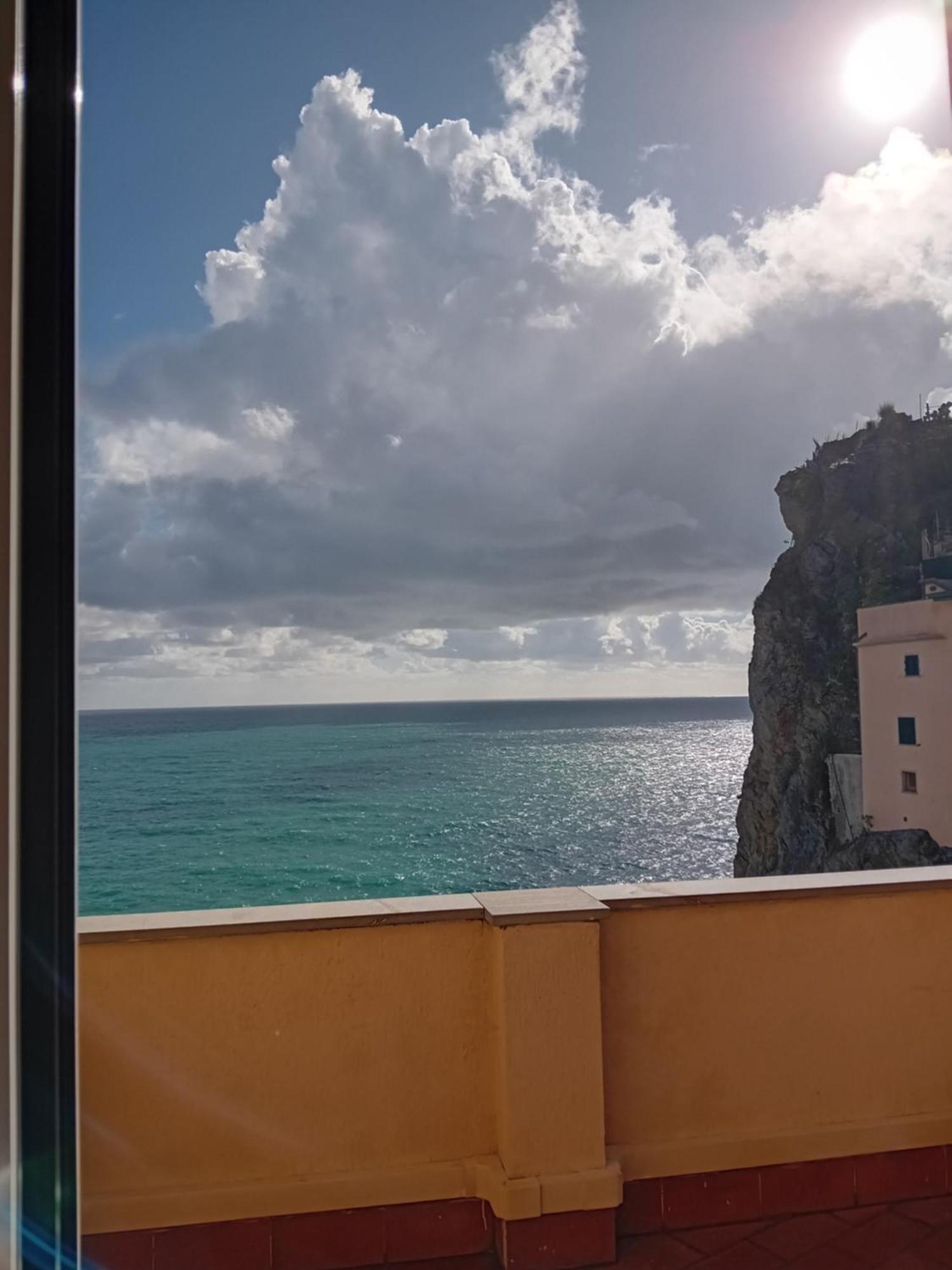 Raggio Di Luna Manarola Eksteriør billede